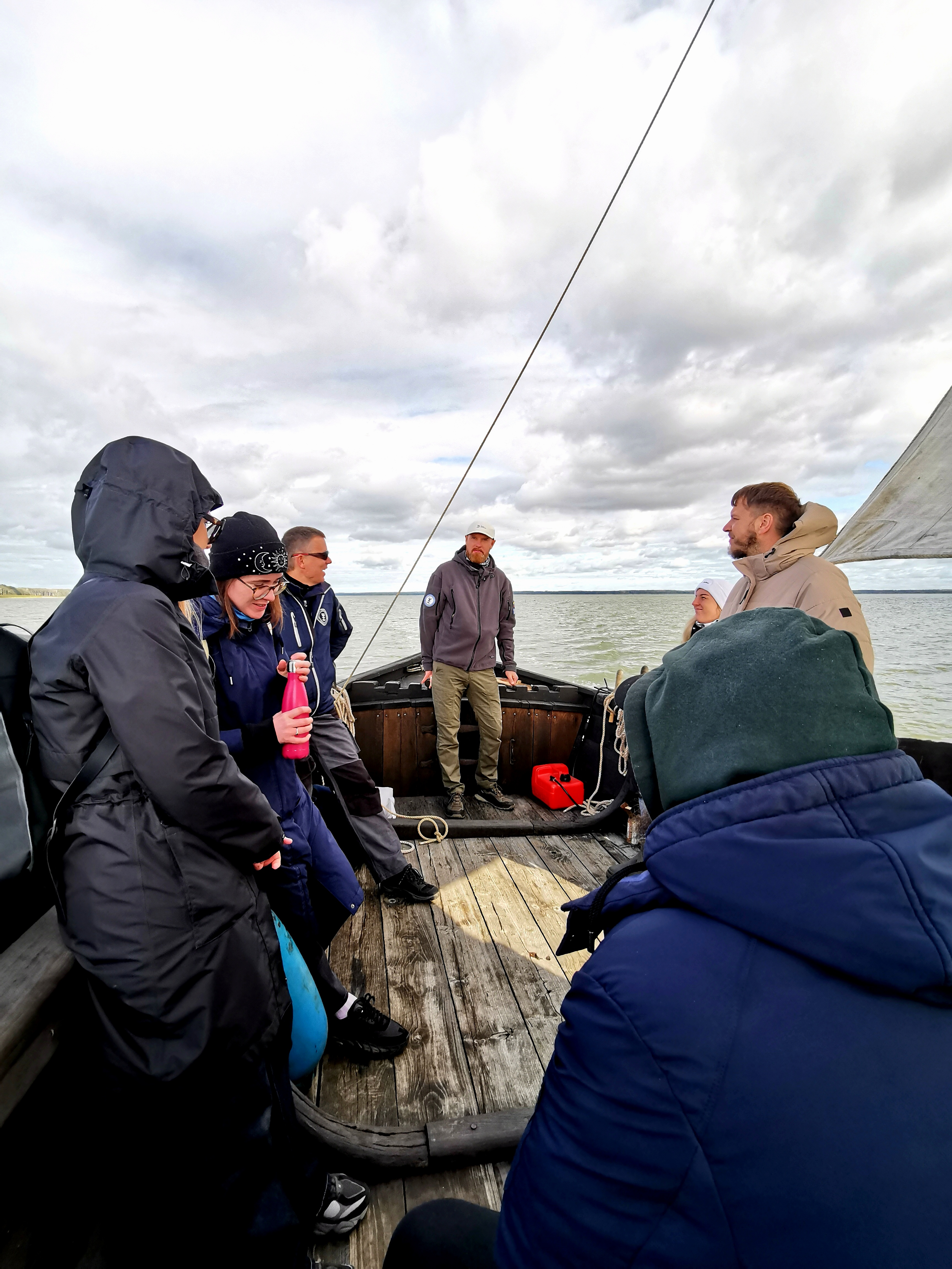 Ąžuolinės burės Ąžuolinės burės